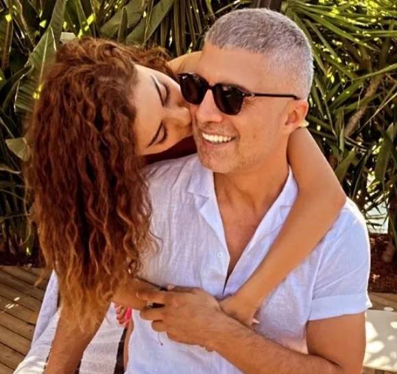 Özcan Deniz ile kardeşi arasında sular durulmuyor! Karısı siteye sokmadı 4